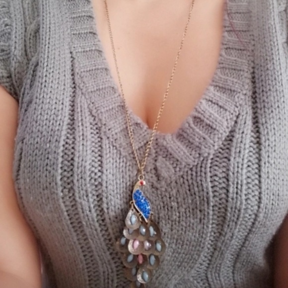 Beautiful peacock pendant necklace - Picture 4 of 5